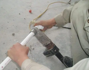 麦盖提漏水维修电话